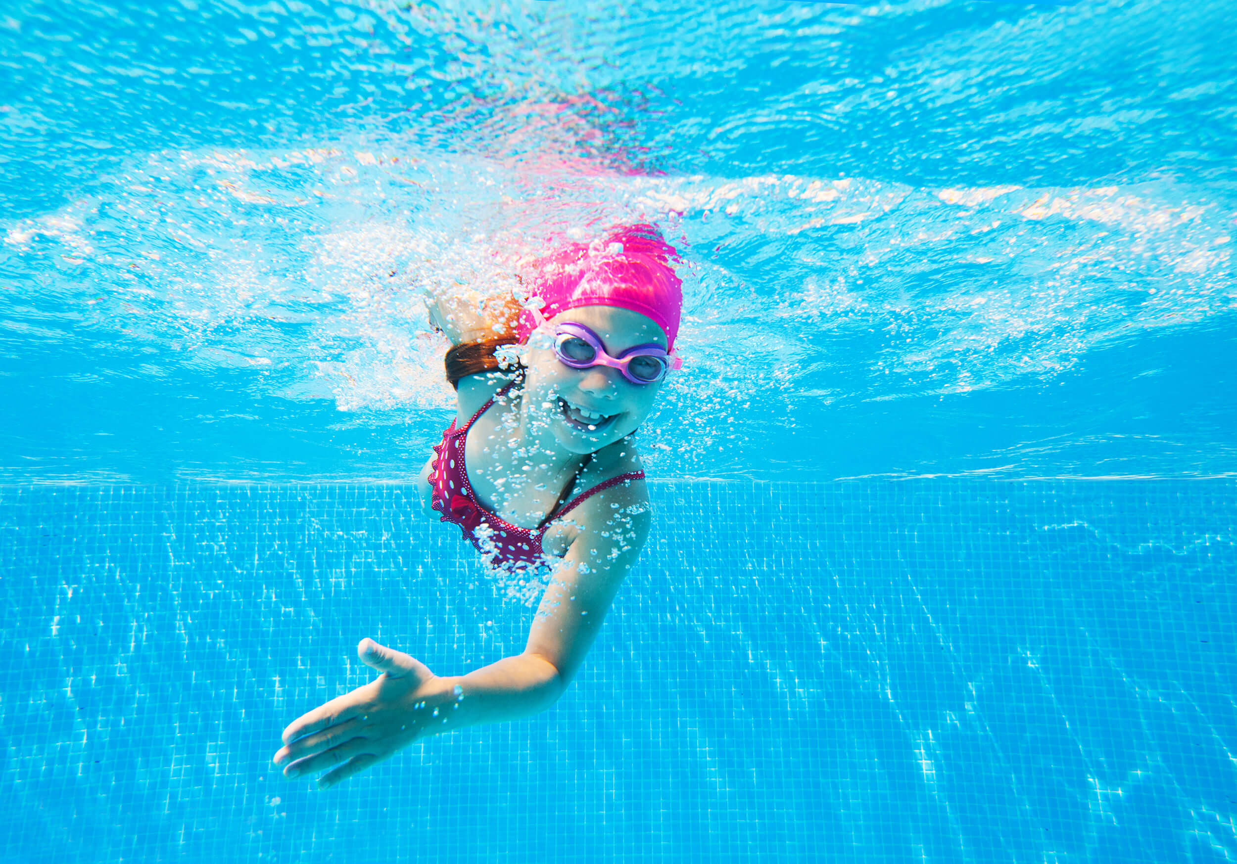 swimming-for-children-like-a-fish-in-the-water-sambucus-kids